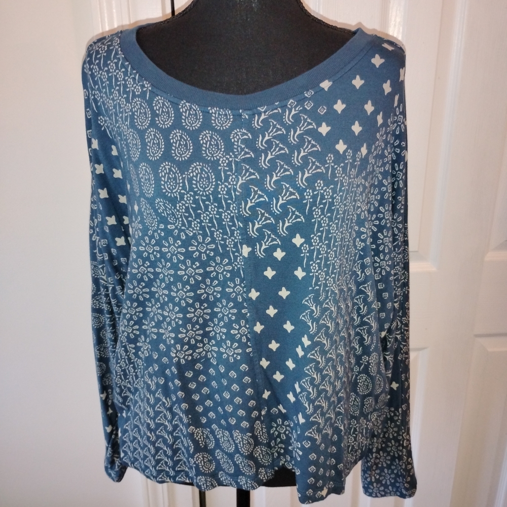 Lou & Grey Blue and White Patterned Long Sleeve Tee